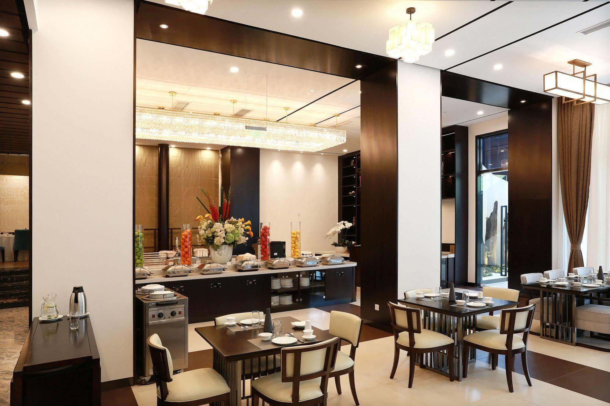 Benjoy Hotel - Jinqiao Branch Sanghaj Kültér fotó