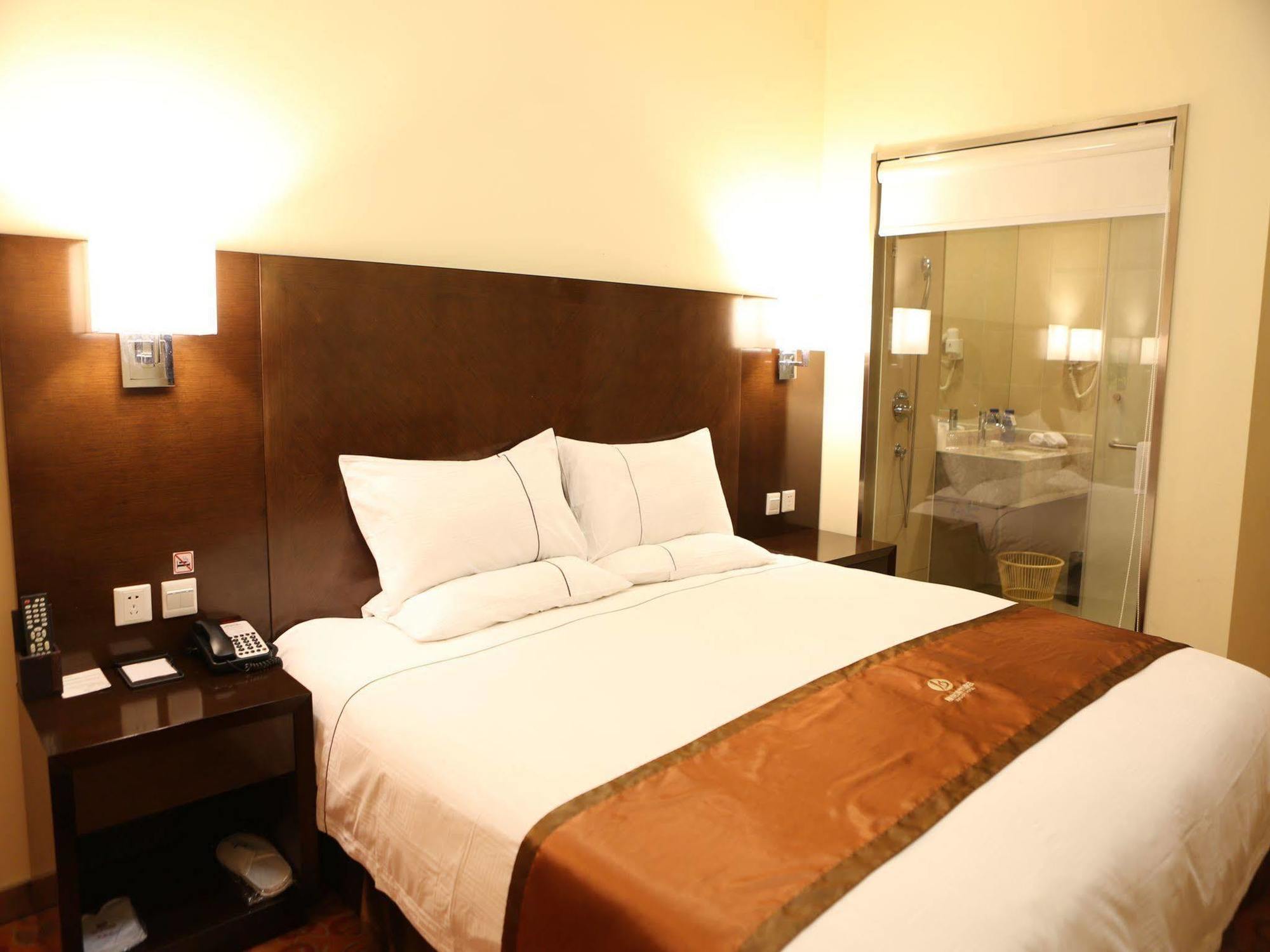 Benjoy Hotel - Jinqiao Branch Sanghaj Kültér fotó