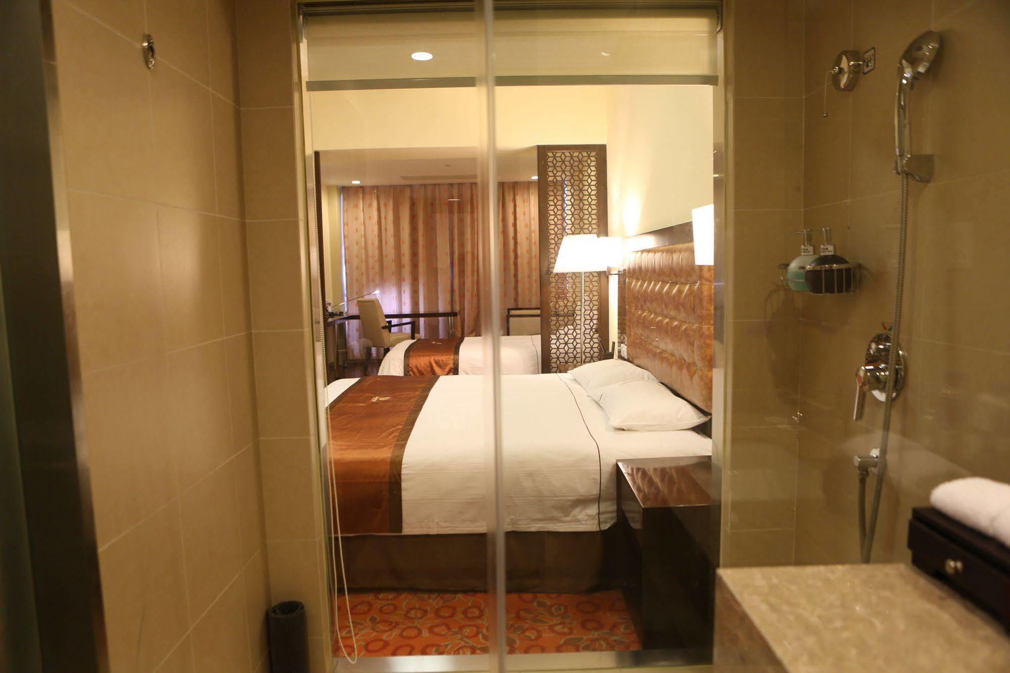 Benjoy Hotel - Jinqiao Branch Sanghaj Kültér fotó