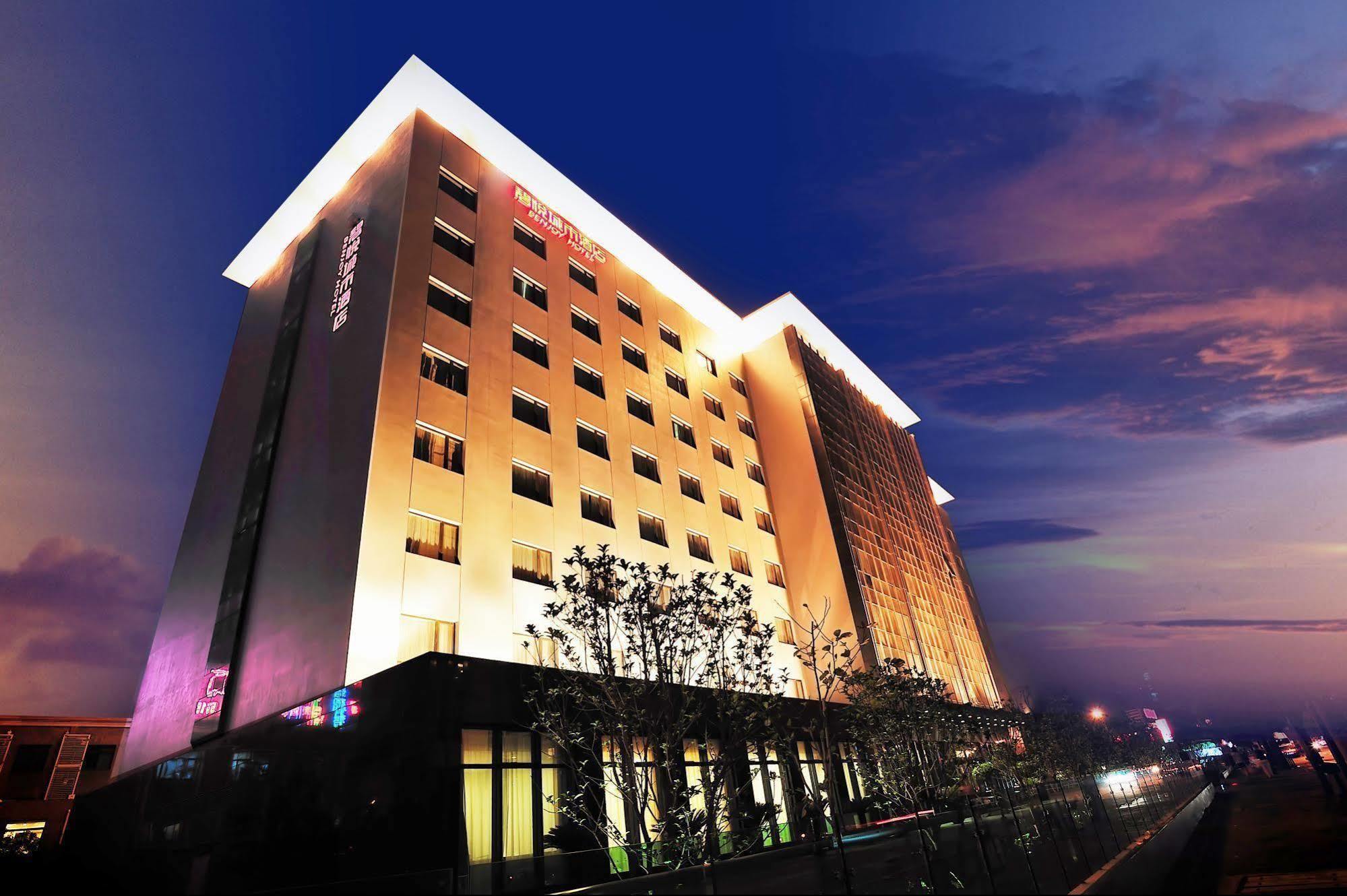 Benjoy Hotel - Jinqiao Branch Sanghaj Kültér fotó