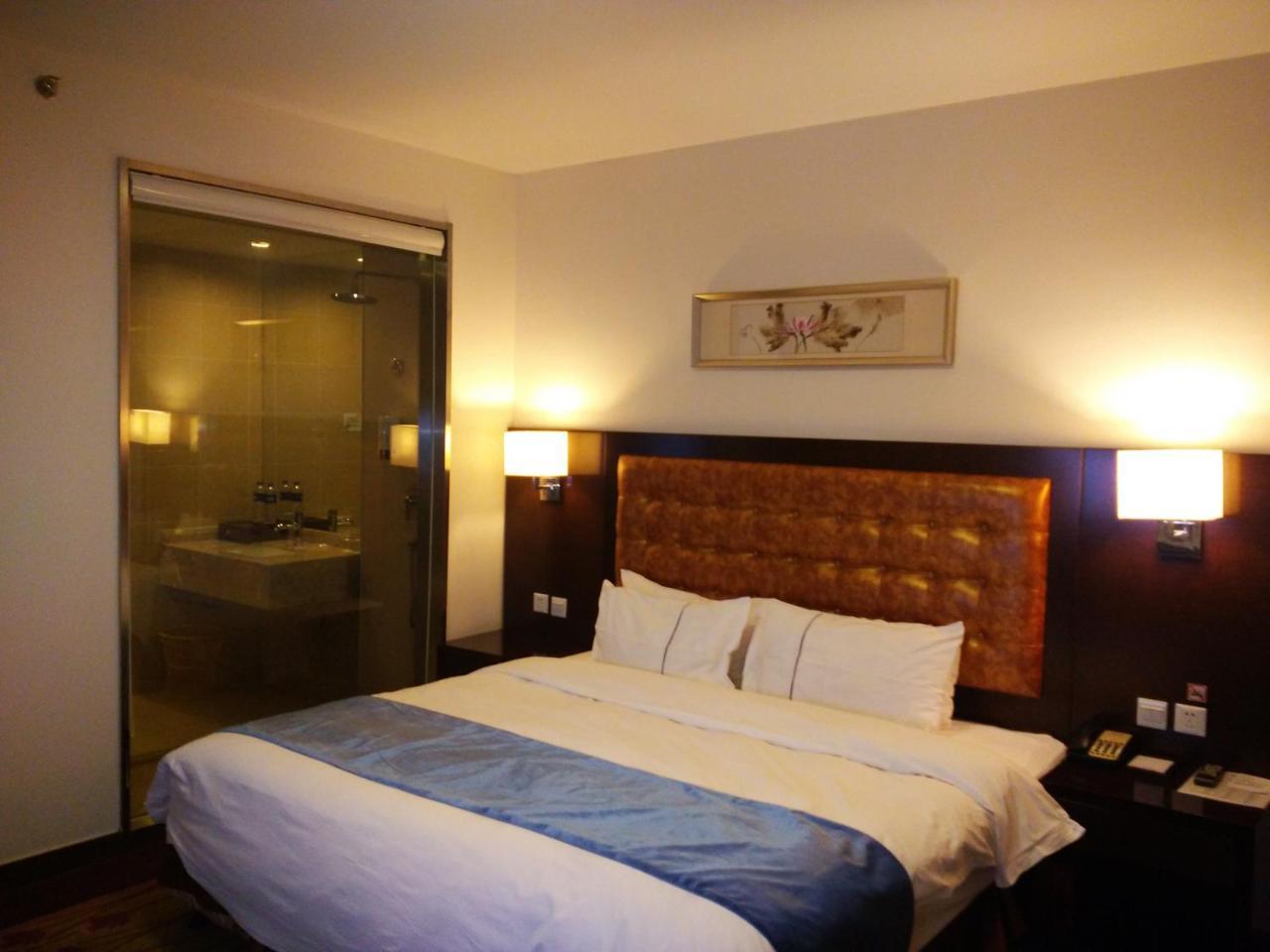 Benjoy Hotel - Jinqiao Branch Sanghaj Kültér fotó