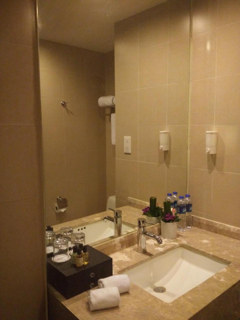 Benjoy Hotel - Jinqiao Branch Sanghaj Kültér fotó